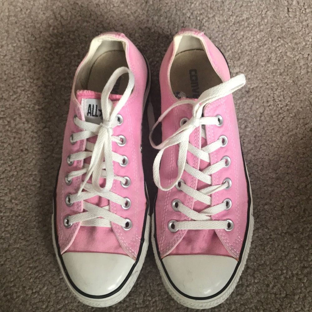 Converse Pink